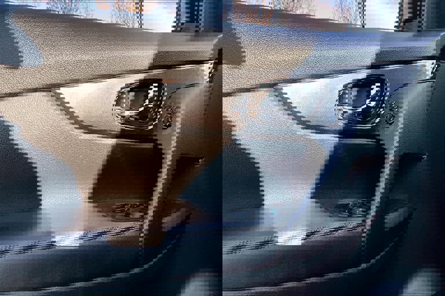 Used 2019 Nissan Rogue SV image 21