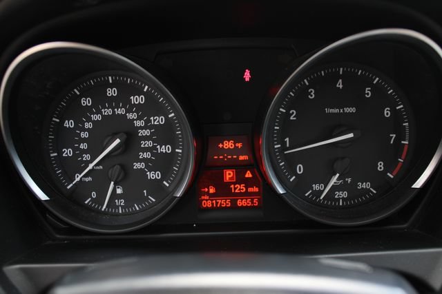 Used 2014 BMW Z4 sDrive28i RWD image 9