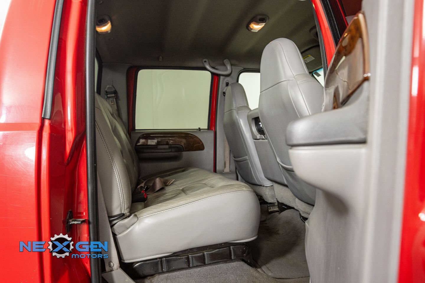 Used 2001 Ford F350 Lariat AWD/4WD image 29