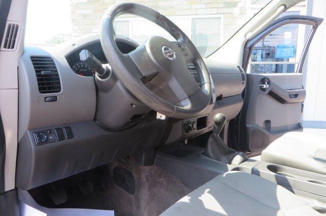 Used 2011 Nissan Xterra S AWD/4WD image 13
