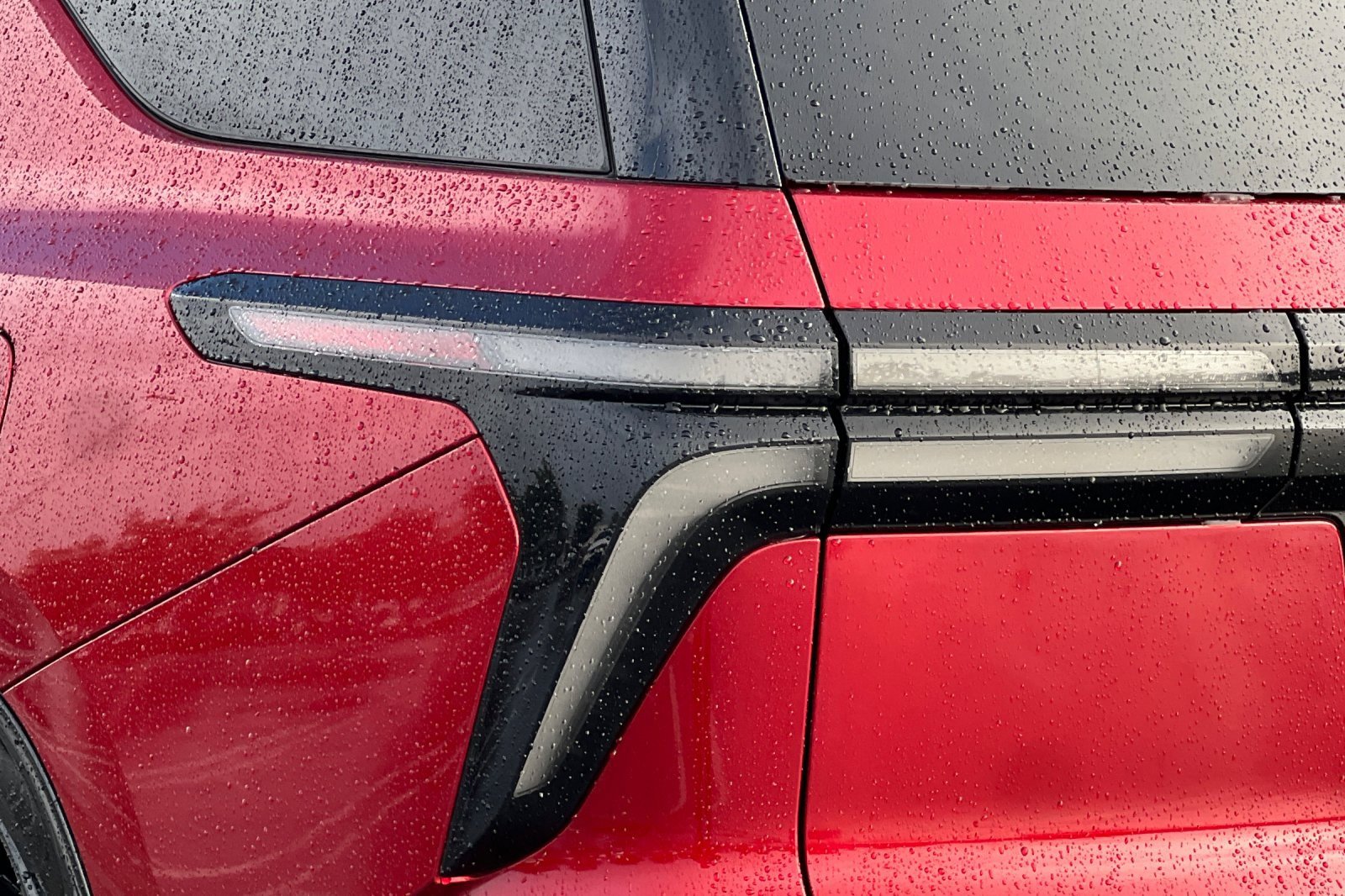 Certified 2024 Chevrolet Traverse RS w/ LPO, Floor Liner Package image 49