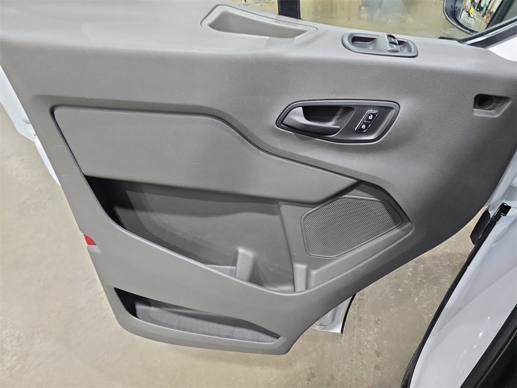 Used 2024 Ford Transit 250 Low Roof w/ Exterior Upgrade Package image 25