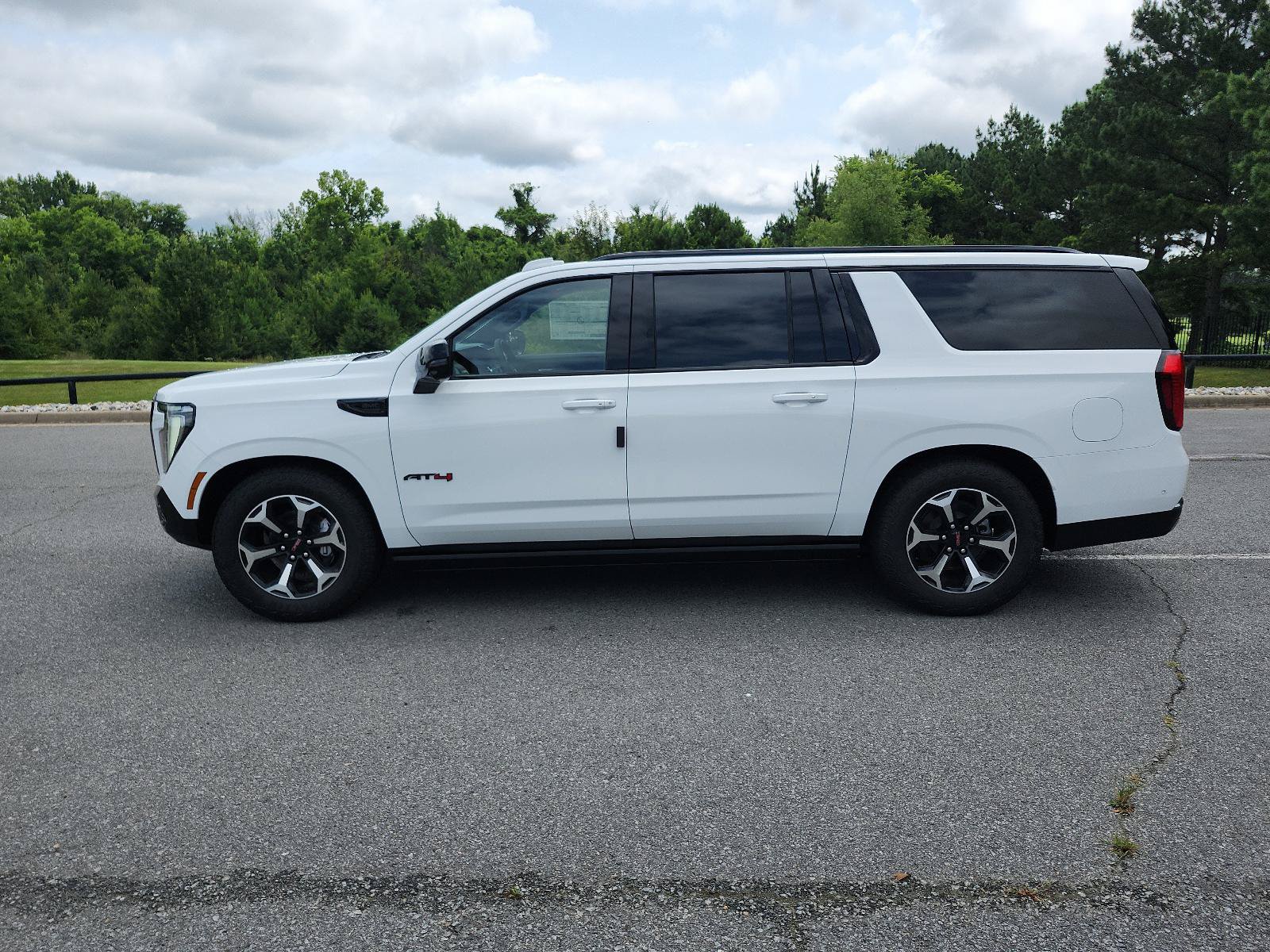 New 2026 GMC Yukon XL AT4 w/ AT4 Premium Plus Package AWD/4WD image 2