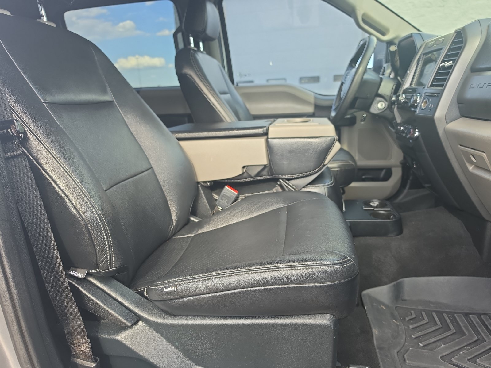 Used 2020 Ford F250 XL w/ STX Appearance Package AWD/4WD image 26