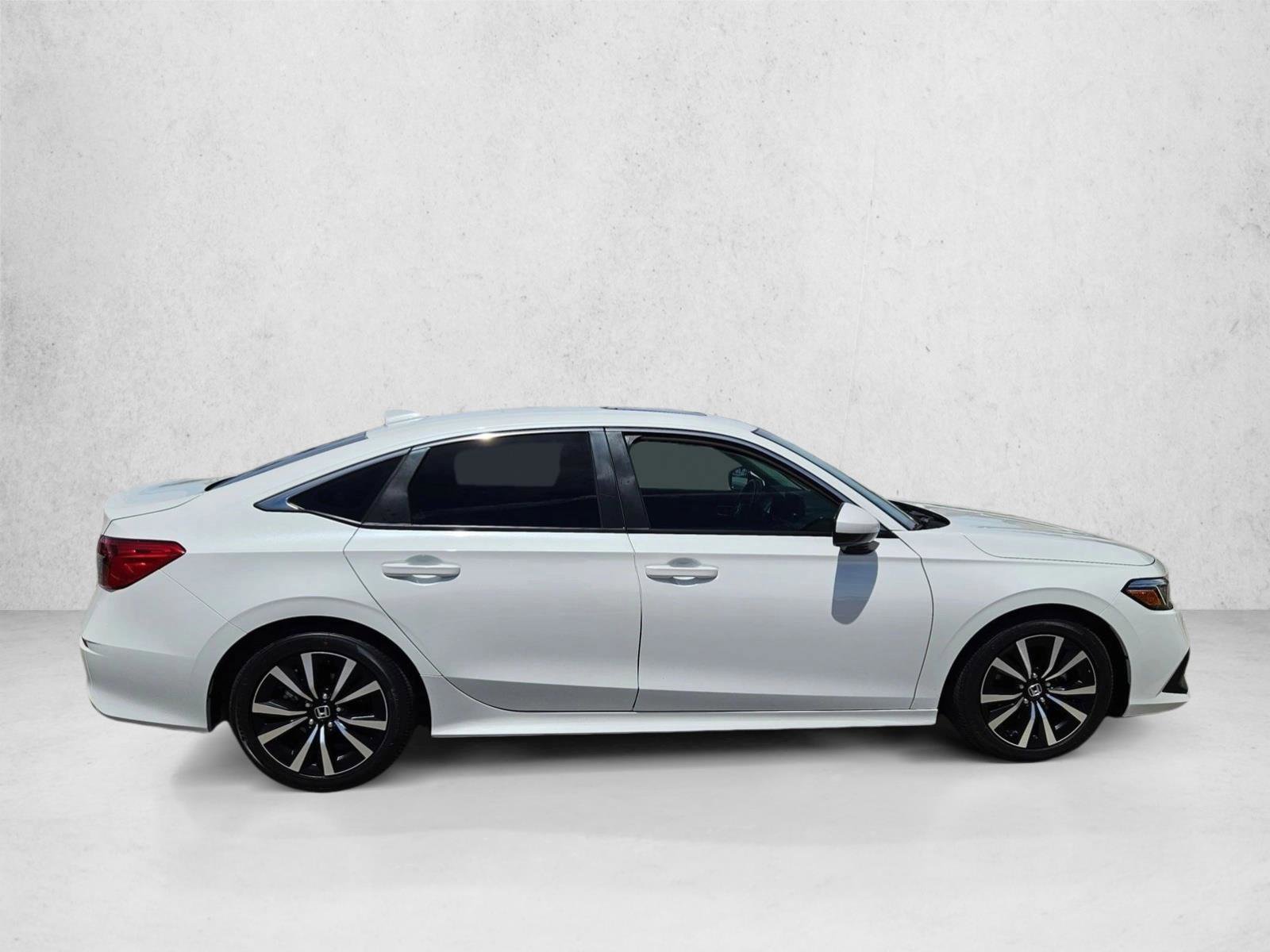 Used 2022 Honda Civic EX image 4