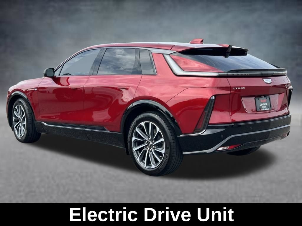 Used 2024 Cadillac Lyriq Sport RWD image 3