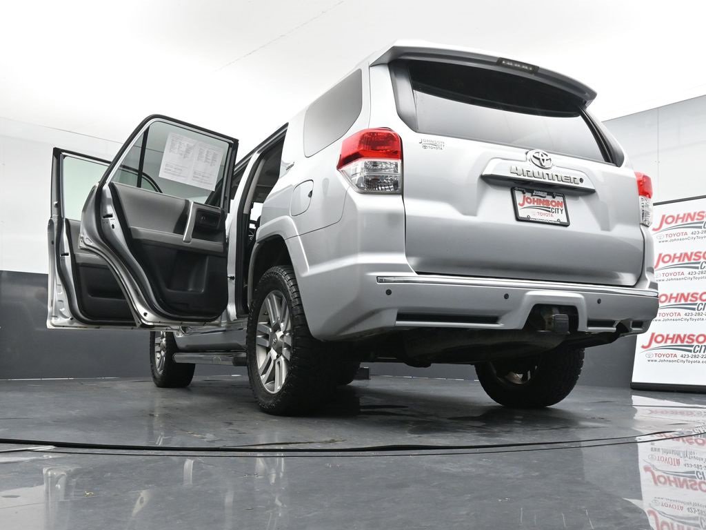 Used 2011 Toyota 4Runner SR5 w/ Convenience Pkg image 47