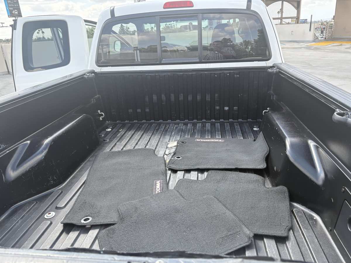 Used 2015 Toyota Tacoma 2WD Access Cab image 14