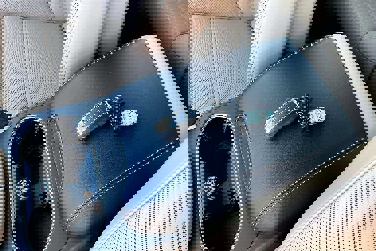 Used 2020 Porsche Cayenne Turbo image 14