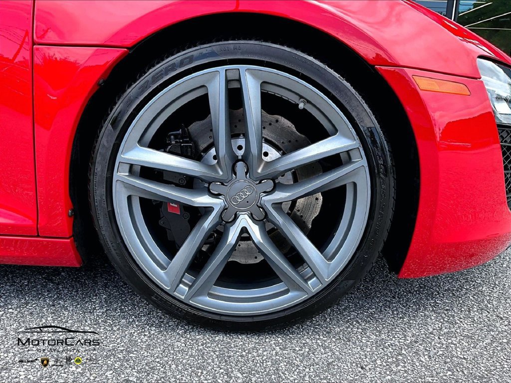 Used 2014 Audi R8 V10 w/ Full Leather Package AWD/4WD image 26