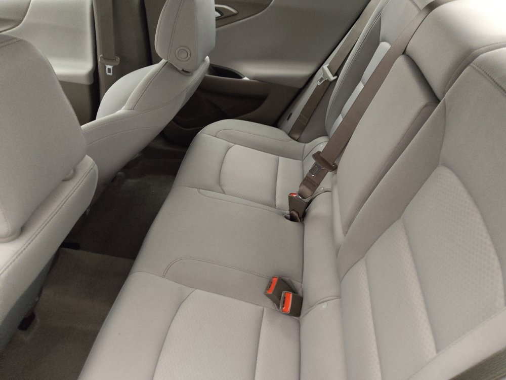 Used 2025 Chevrolet Malibu LT image 18
