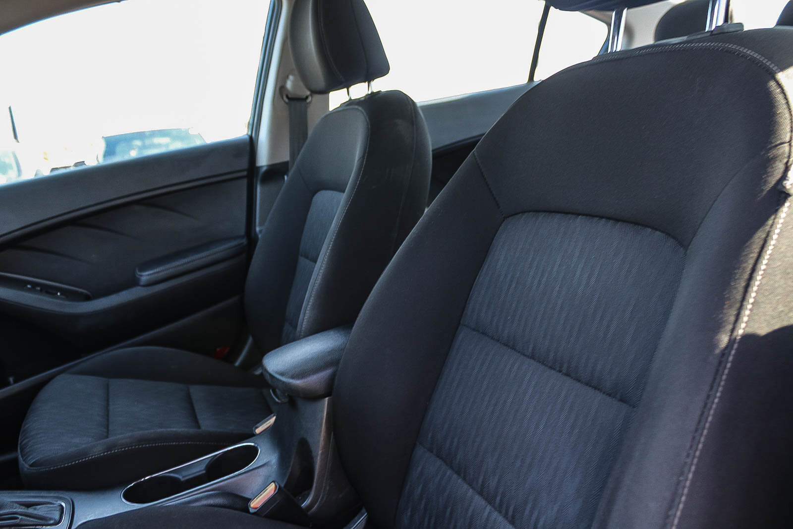 Used 2016 Kia Forte LX FWD image 20