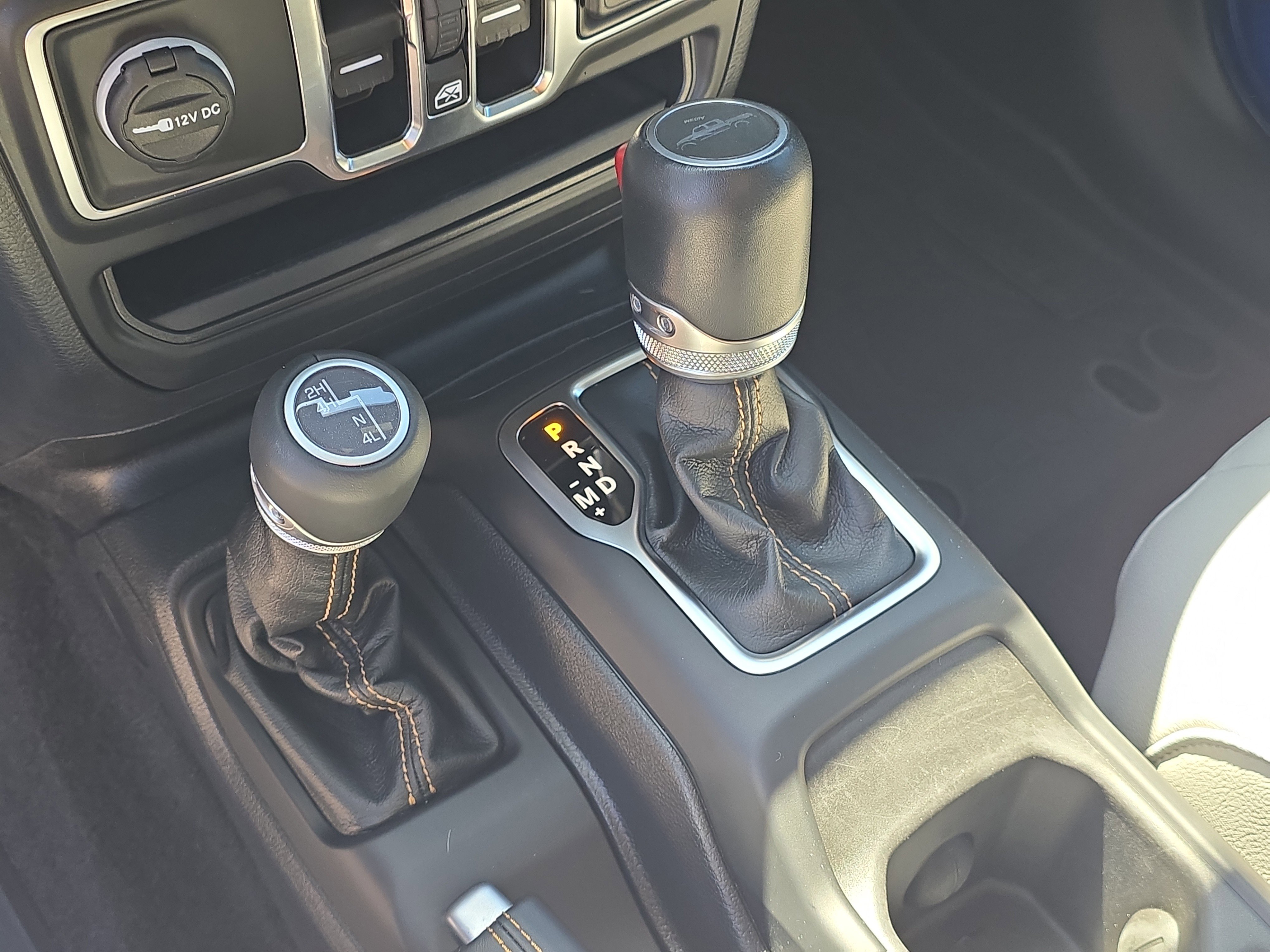 Used 2023 Jeep Gladiator Overland image 26