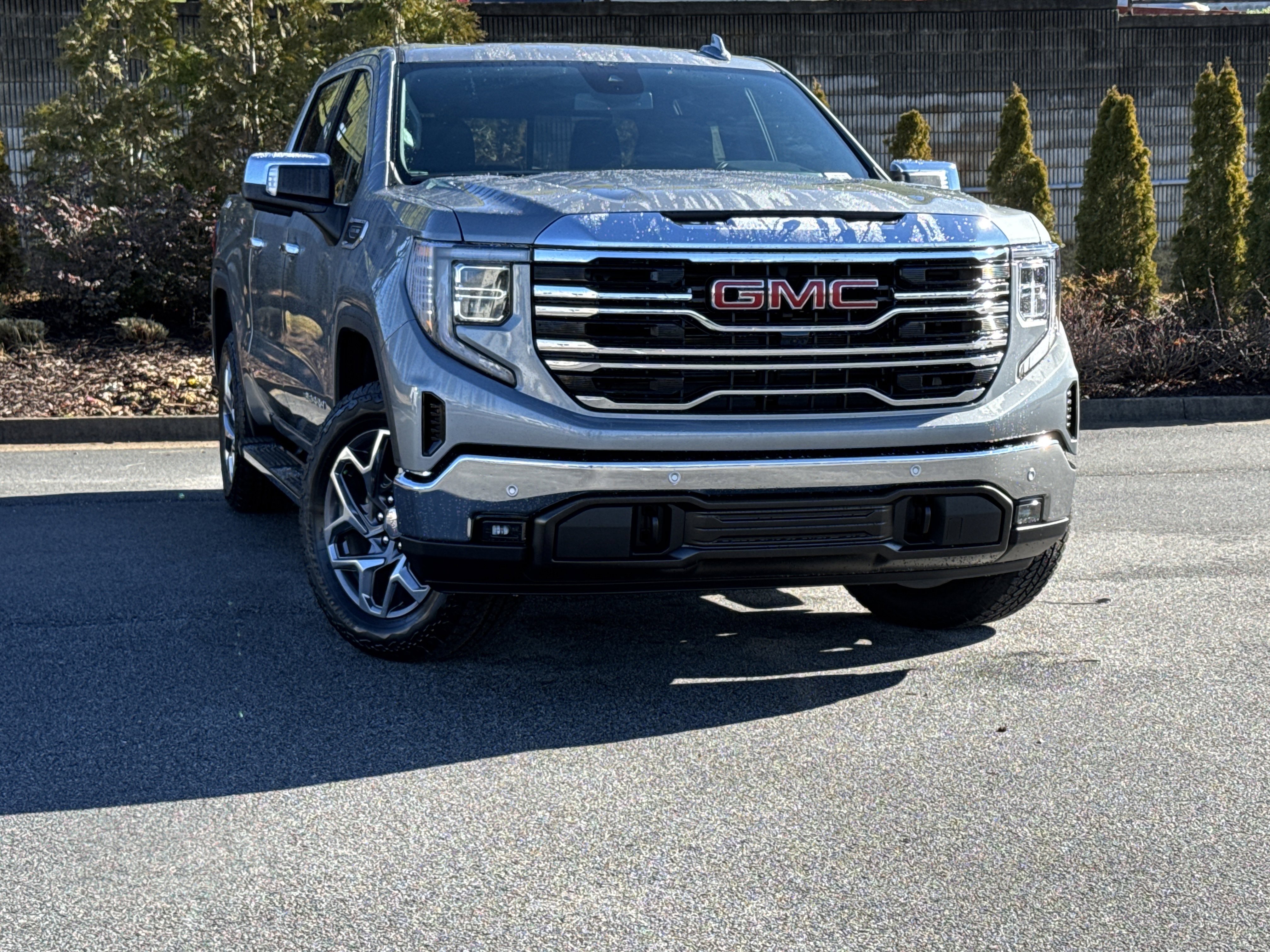 New 2026 GMC Sierra 1500 SLT w/ SLT Premium Plus Package image 2