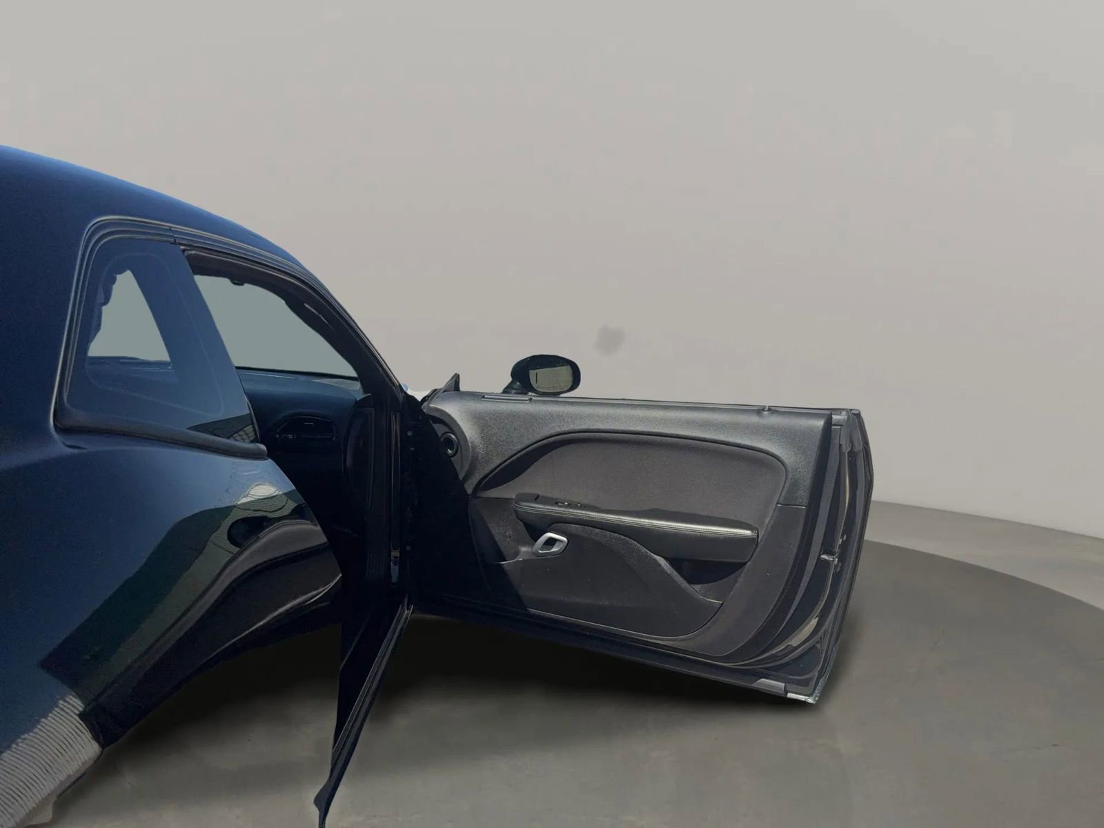 Used 2019 Dodge Challenger SXT image 17