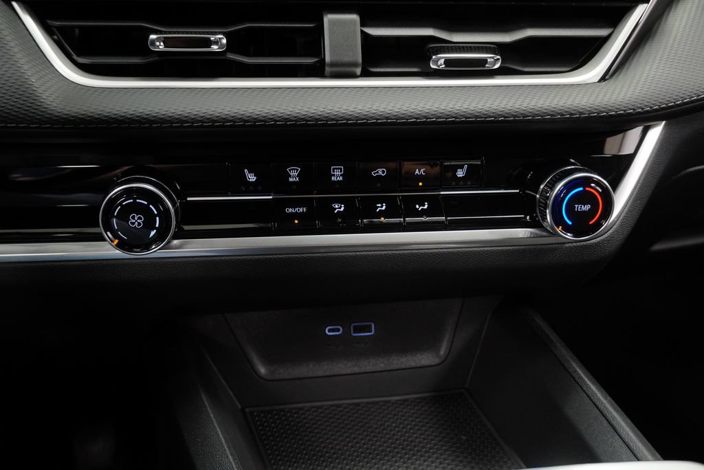 New 2027 Chevrolet Equinox LT FWD image 18