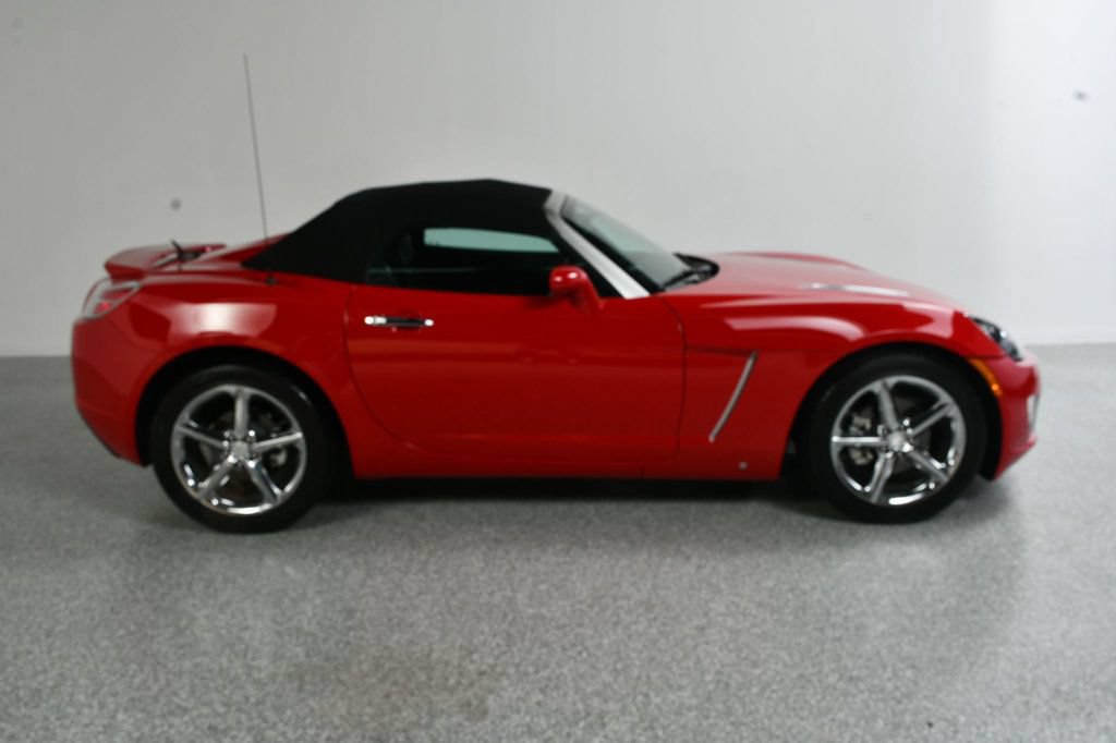 Used 2007 Saturn Sky Red Line RWD image 25