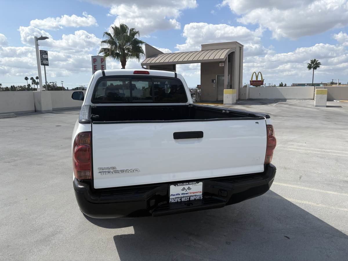 Used 2015 Toyota Tacoma 2WD Access Cab image 9