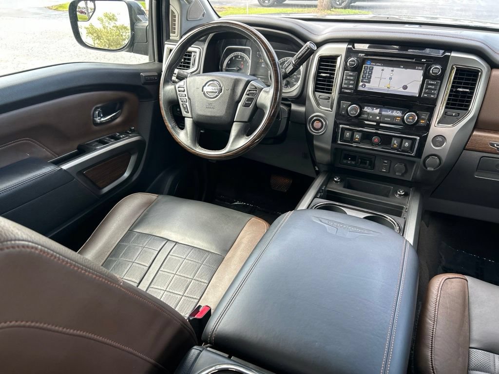 Used 2017 Nissan Titan Platinum Reserve RWD image 10