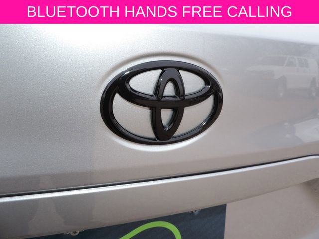 Used 2024 Toyota Corolla Cross SE image 11