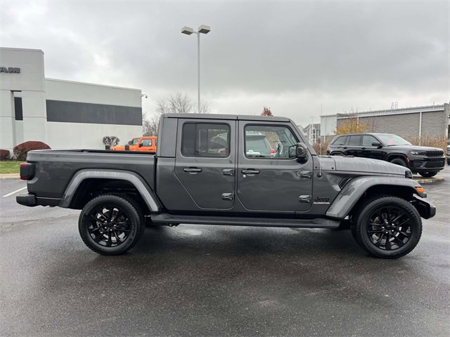 Used 2021 Jeep Gladiator Overland image 10