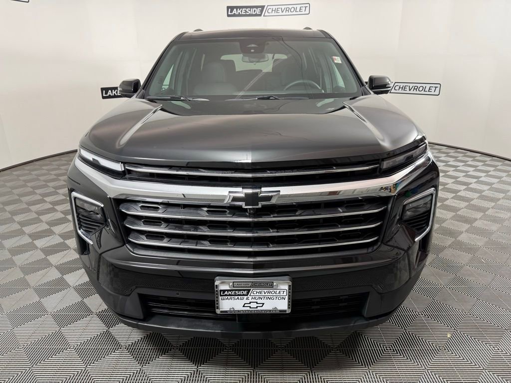 New 2025 Chevrolet Traverse LT w/ Enhanced Driving Package image 9