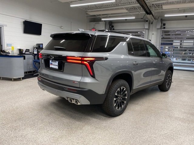 New 2026 Chevrolet Traverse Z71 w/ Enhanced Driving Package image 5