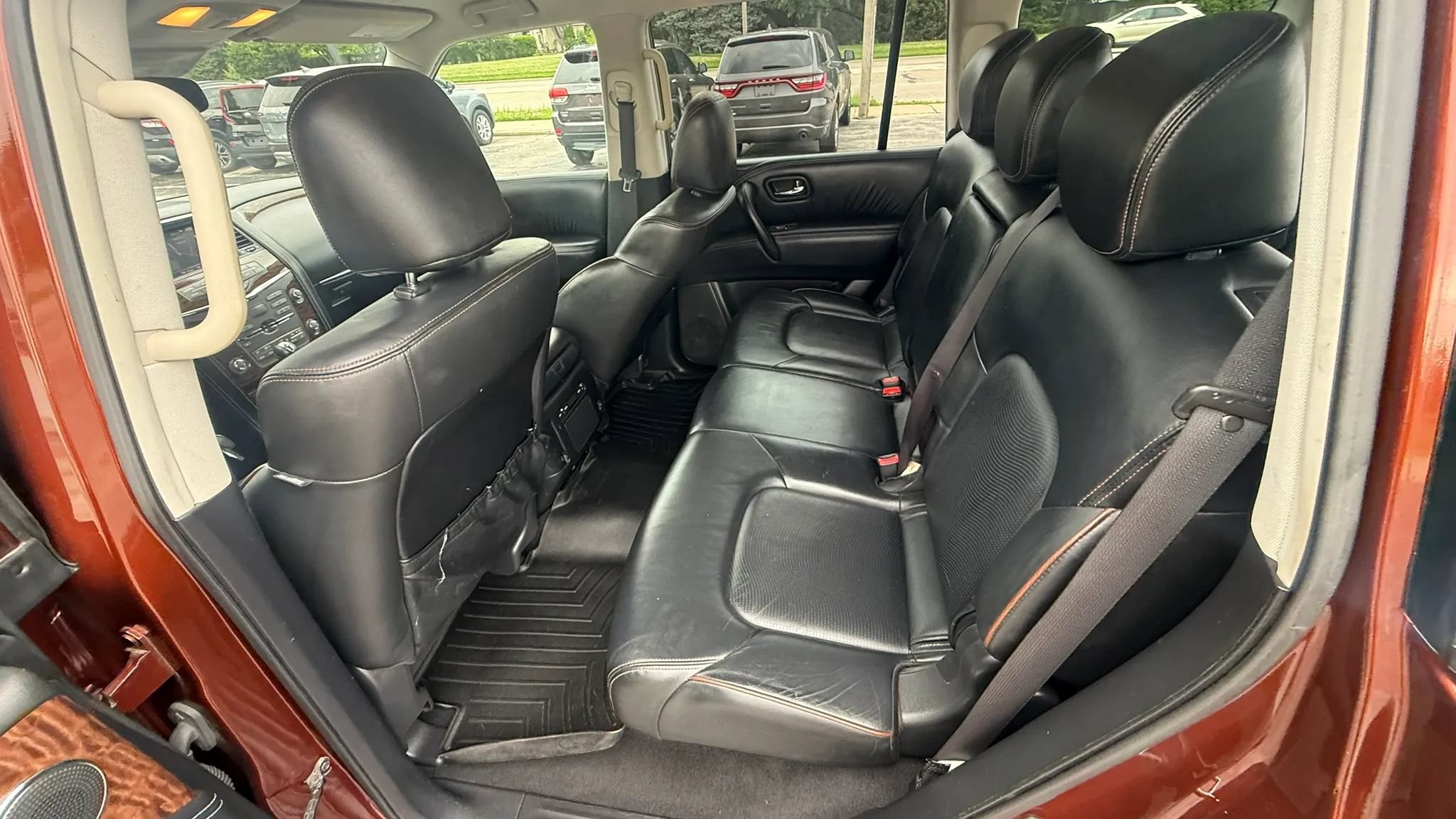 Used 2018 Nissan Armada SL w/ Moonroof Package AWD/4WD image 10