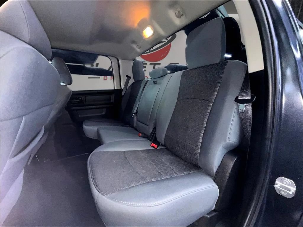 Used 2020 RAM 1500 Express w/ Express Value Package AWD/4WD image 20