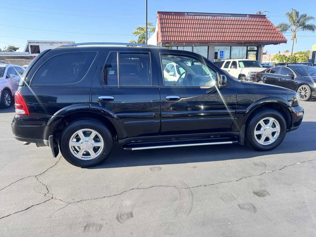 Used 2006 Buick Rainier CXL AWD/4WD image 7