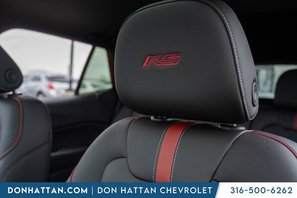 New 2026 Chevrolet Trax RS w/ Sunroof Package FWD image 21