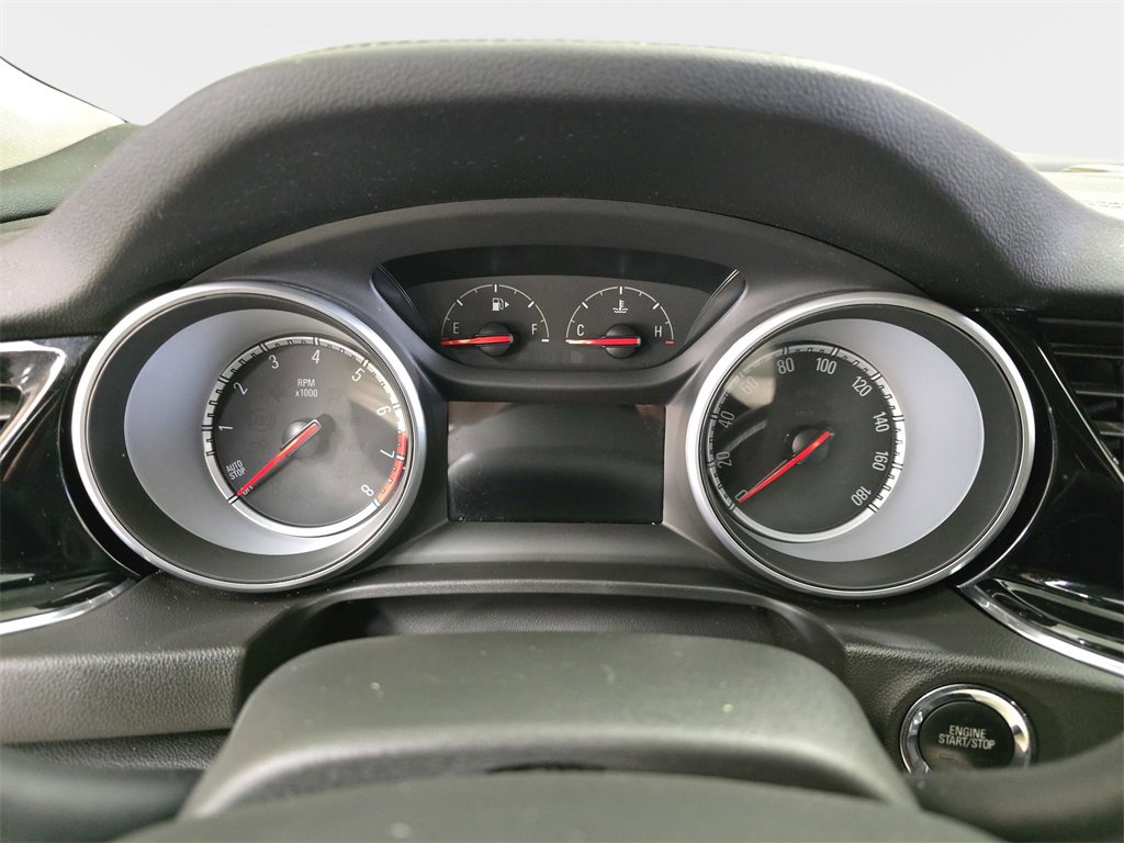 Used 2018 Buick Regal Essence w/ Driver Confidence Package #1 image 22