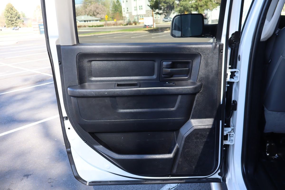 Used 2018 RAM 2500 Tradesman w/ Chrome Appearance Group AWD/4WD image 24