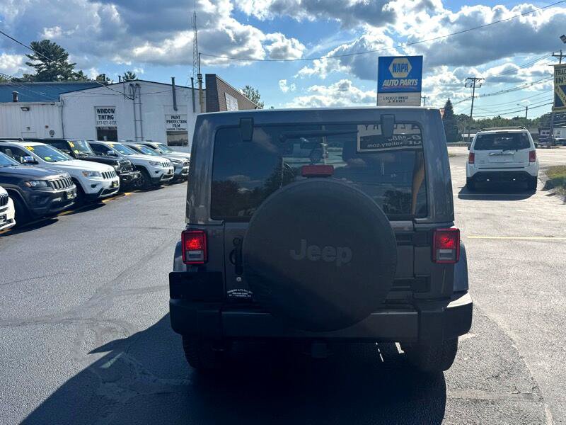 Used 2016 Jeep Wrangler Unlimited Sahara w/ Dual Top Group image 6