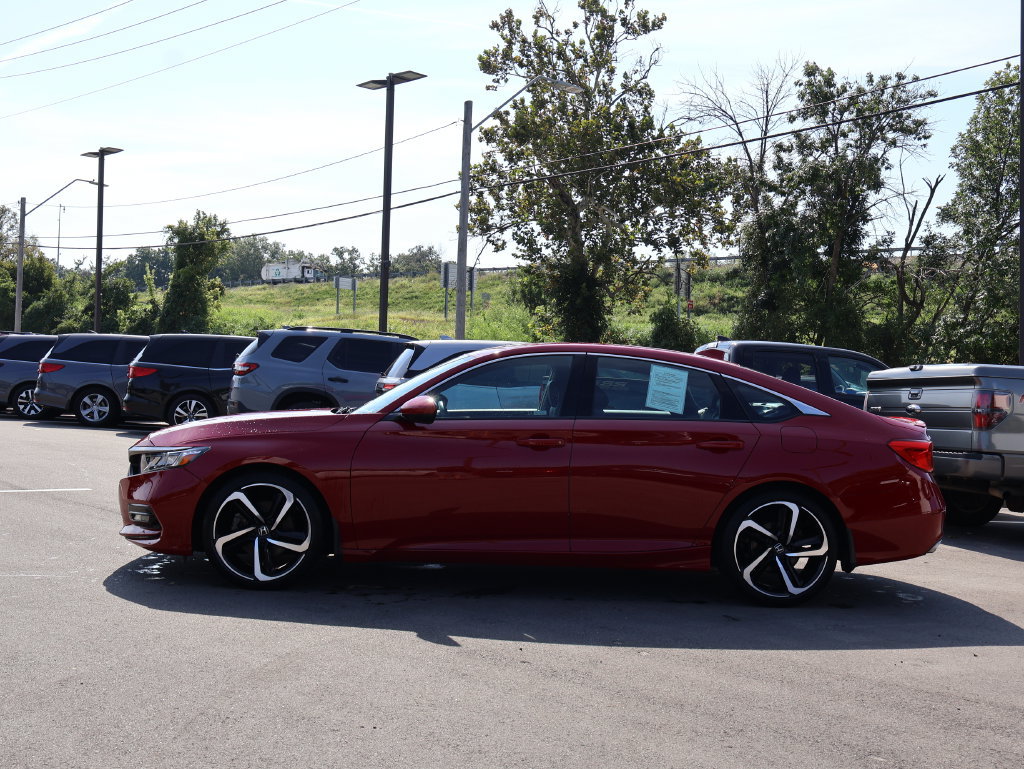 Certified 2018 Honda Accord Sport image 4