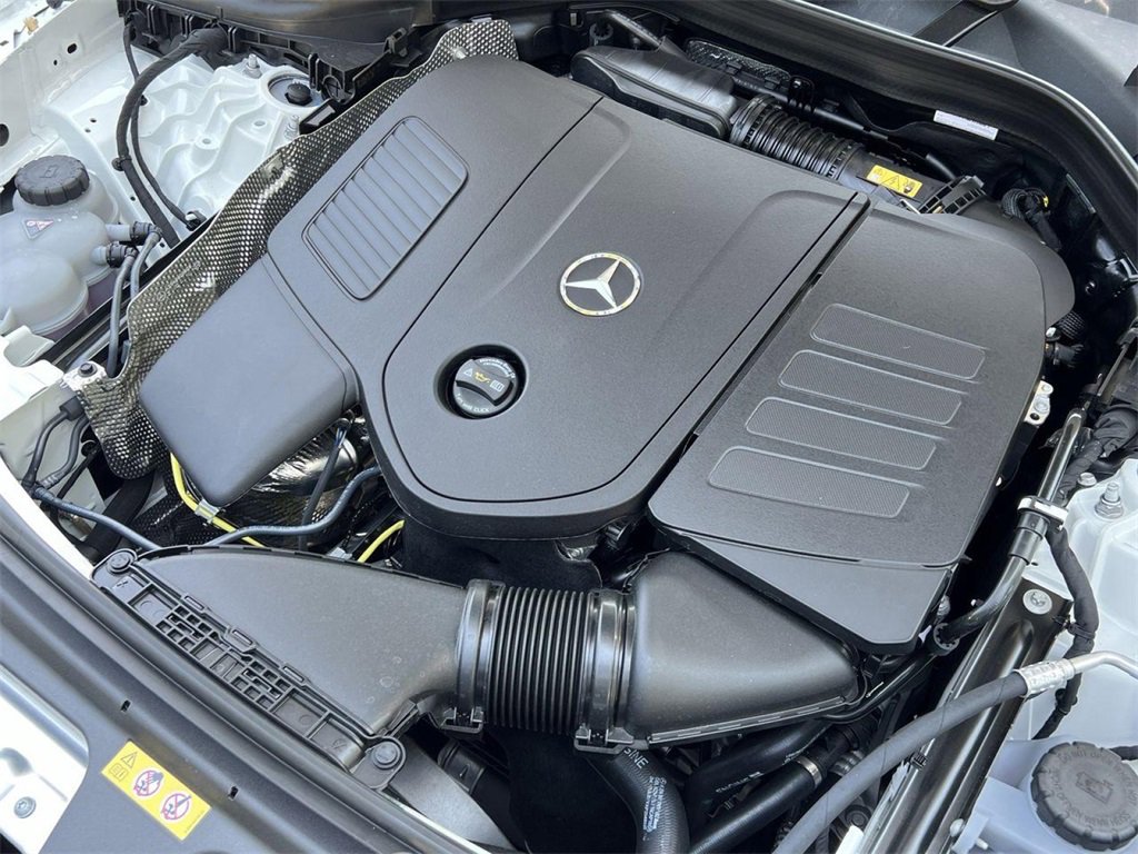 Certified 2025 Mercedes-Benz GLC 300 4MATIC image 27