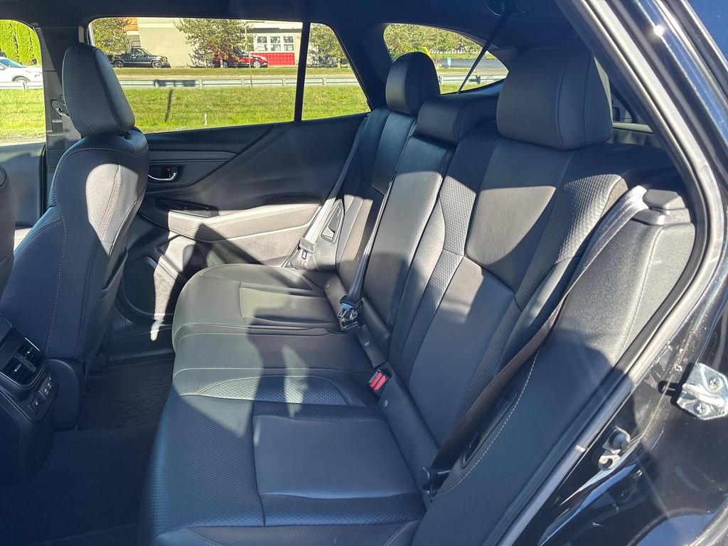 Used 2022 Subaru Outback Wilderness w/ Wilderness Package image 40