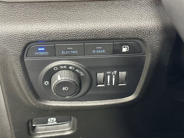 Used 2023 Jeep Grand Cherokee 4WD 4xe image 19