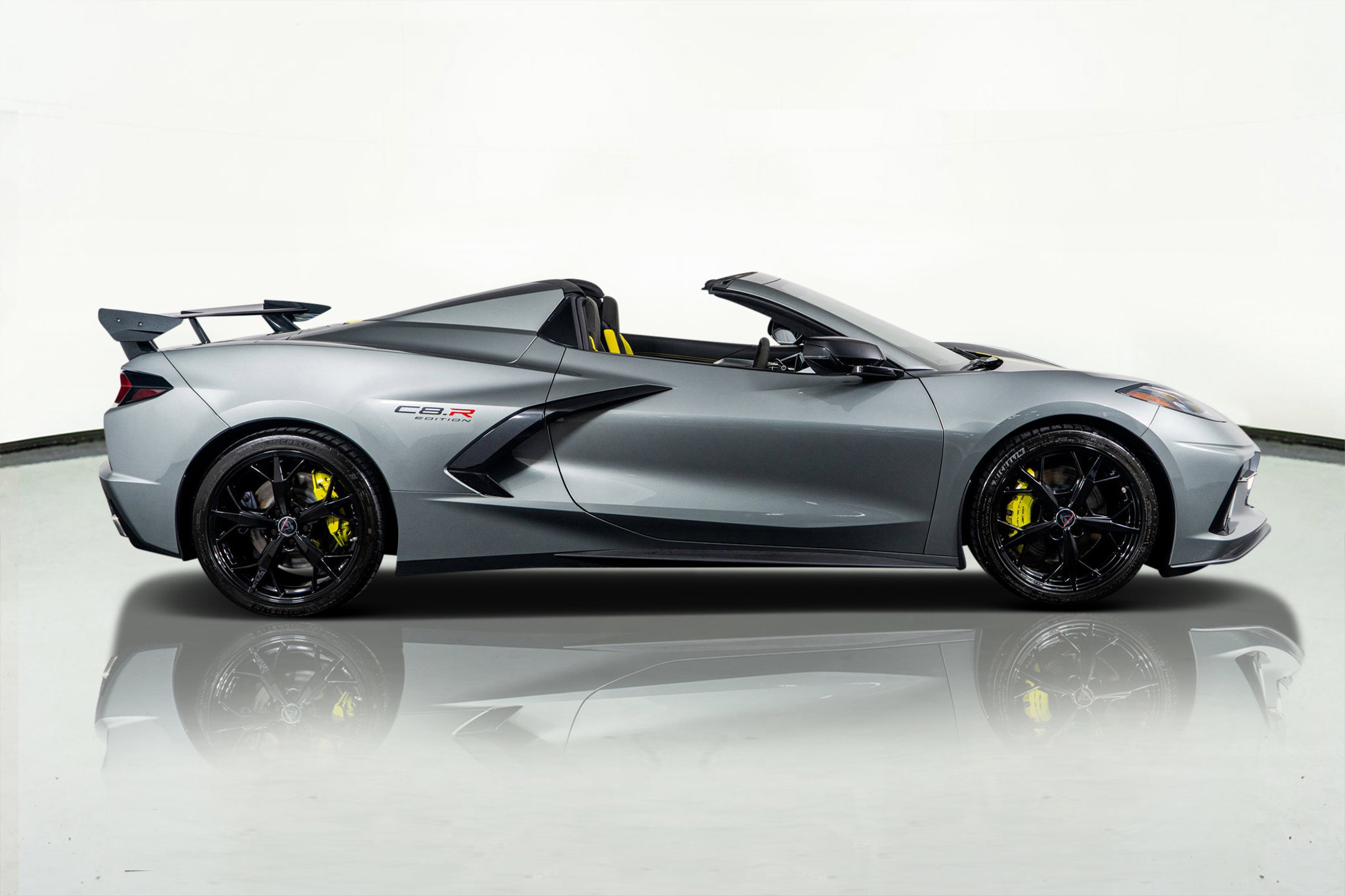 Used 2022 Chevrolet Corvette Stingray Premium Conv RWD image 6