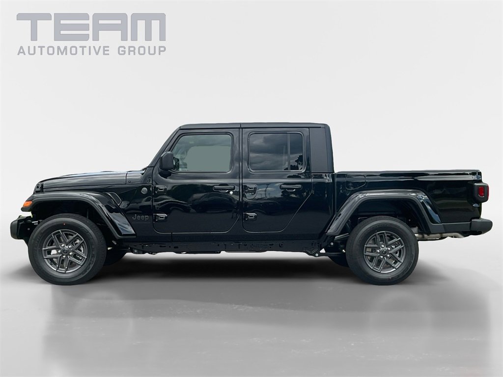 New 2025 Jeep Gladiator Sport image 4