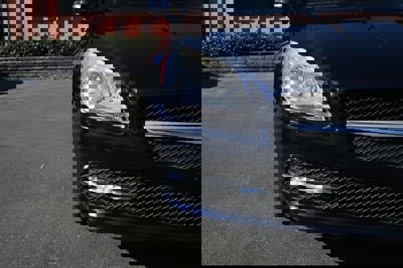 Used 2015 Mercedes-Benz SLK 250 image 3