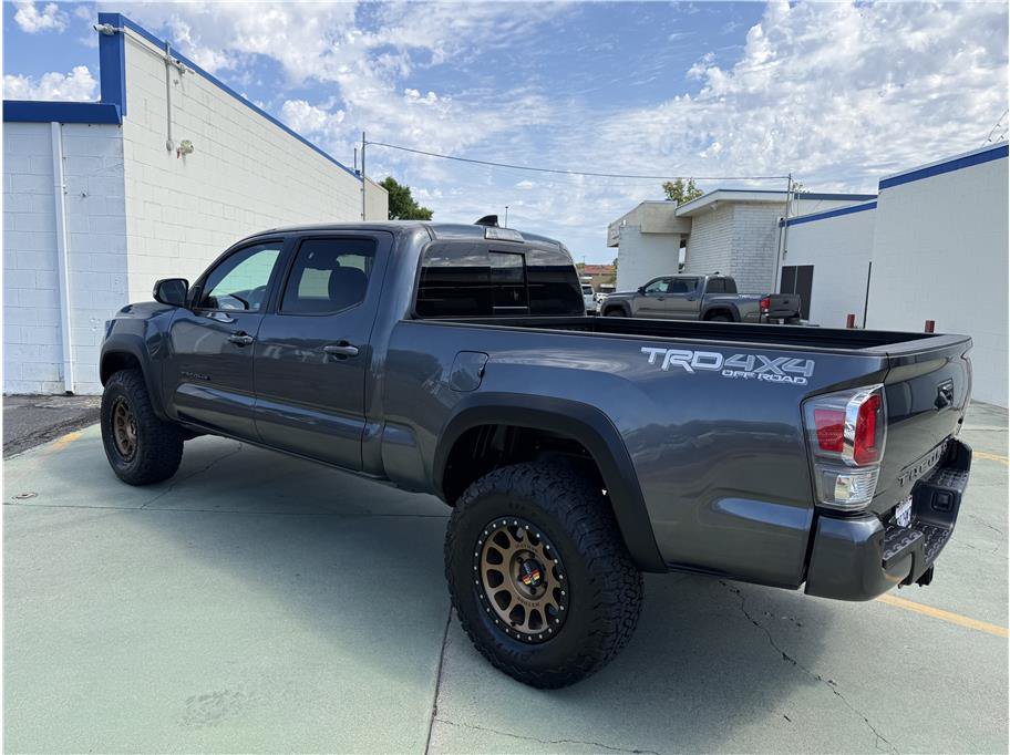 Used 2022 Toyota Tacoma TRD Off-Road w/ Technology Package AWD/4WD image 8
