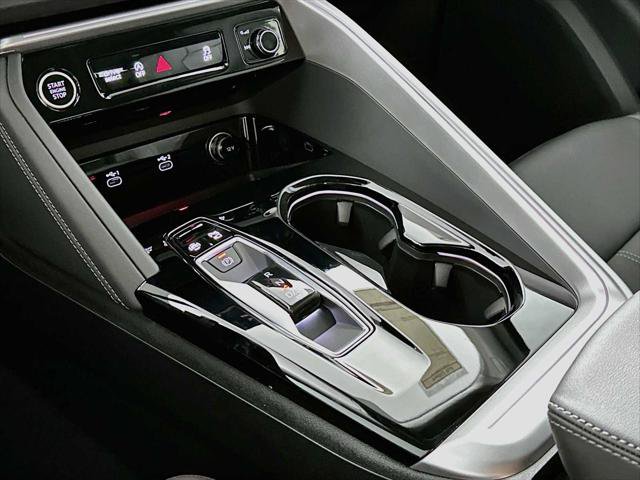 Certified 2025 Audi Q5 Premium w/ Convenience Package AWD/4WD image 15