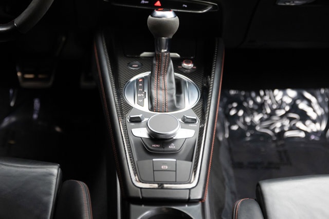 Used 2018 Audi TT RS w/ Technology Package image 9