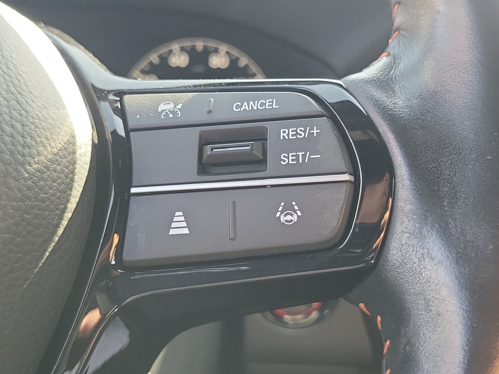 Certified 2025 Honda HR-V Sport image 26