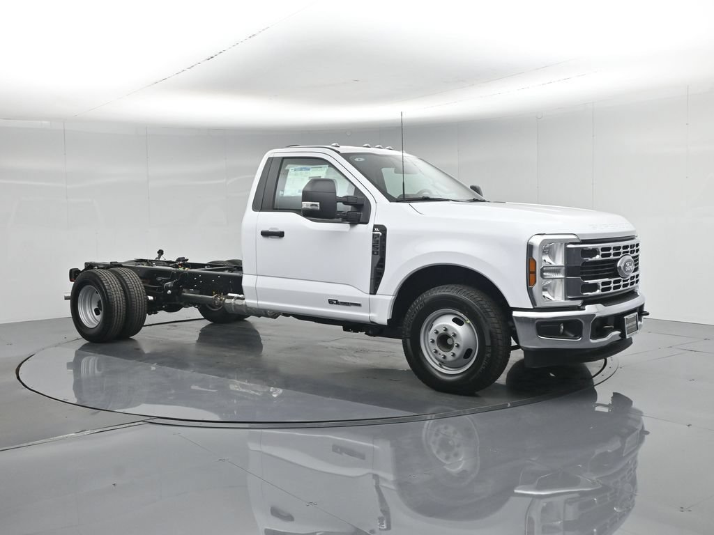New 2026 Ford F350 XL w/ XL Chrome Package RWD image 17
