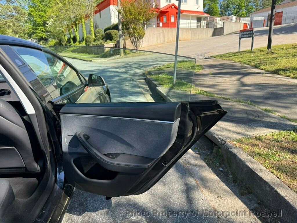 Used 2024 Tesla Model 3 image 23