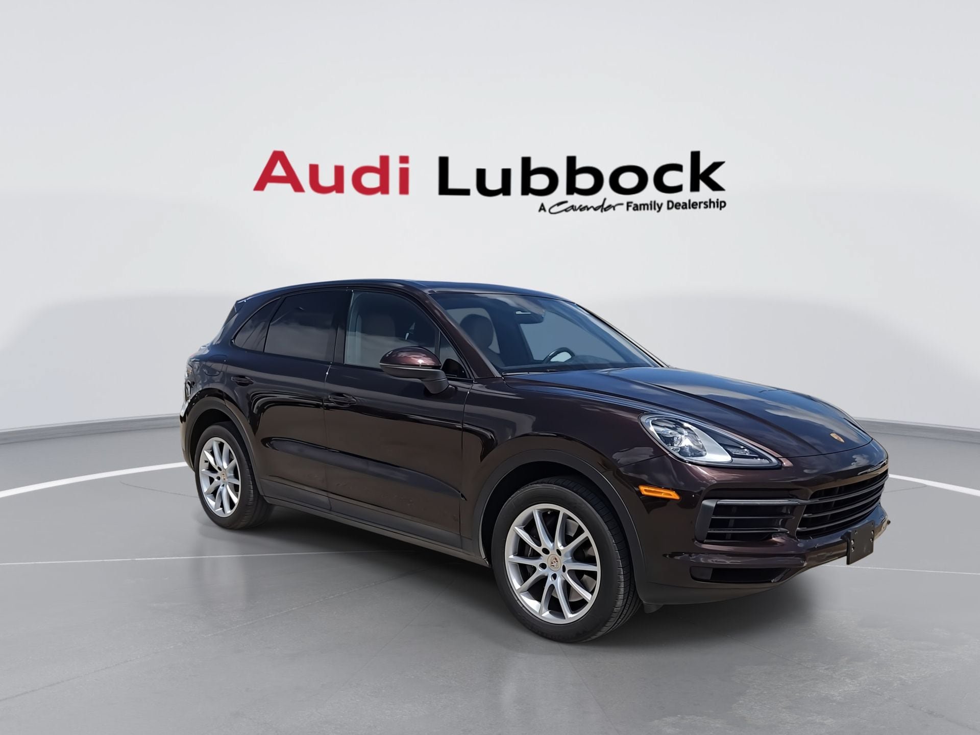 Used 2021 Porsche Cayenne AWD/4WD image 2