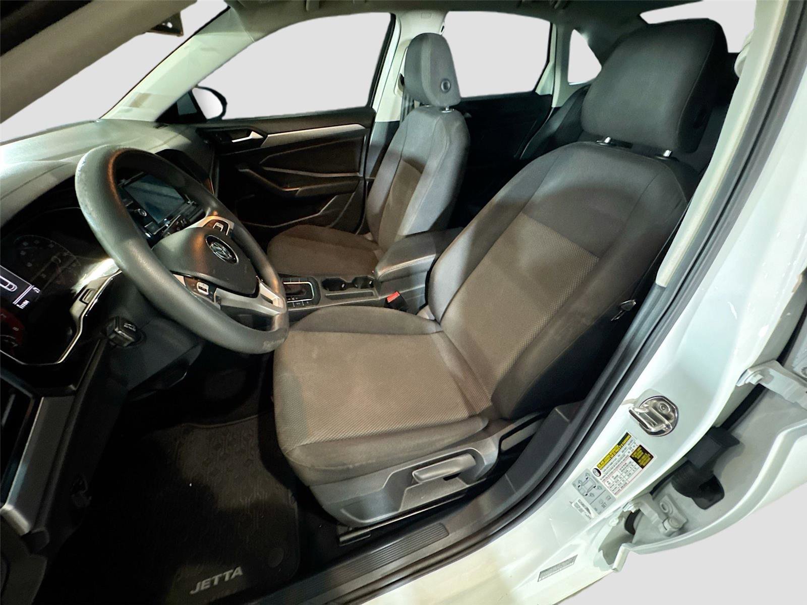 Used 2019 Volkswagen Jetta S FWD image 2