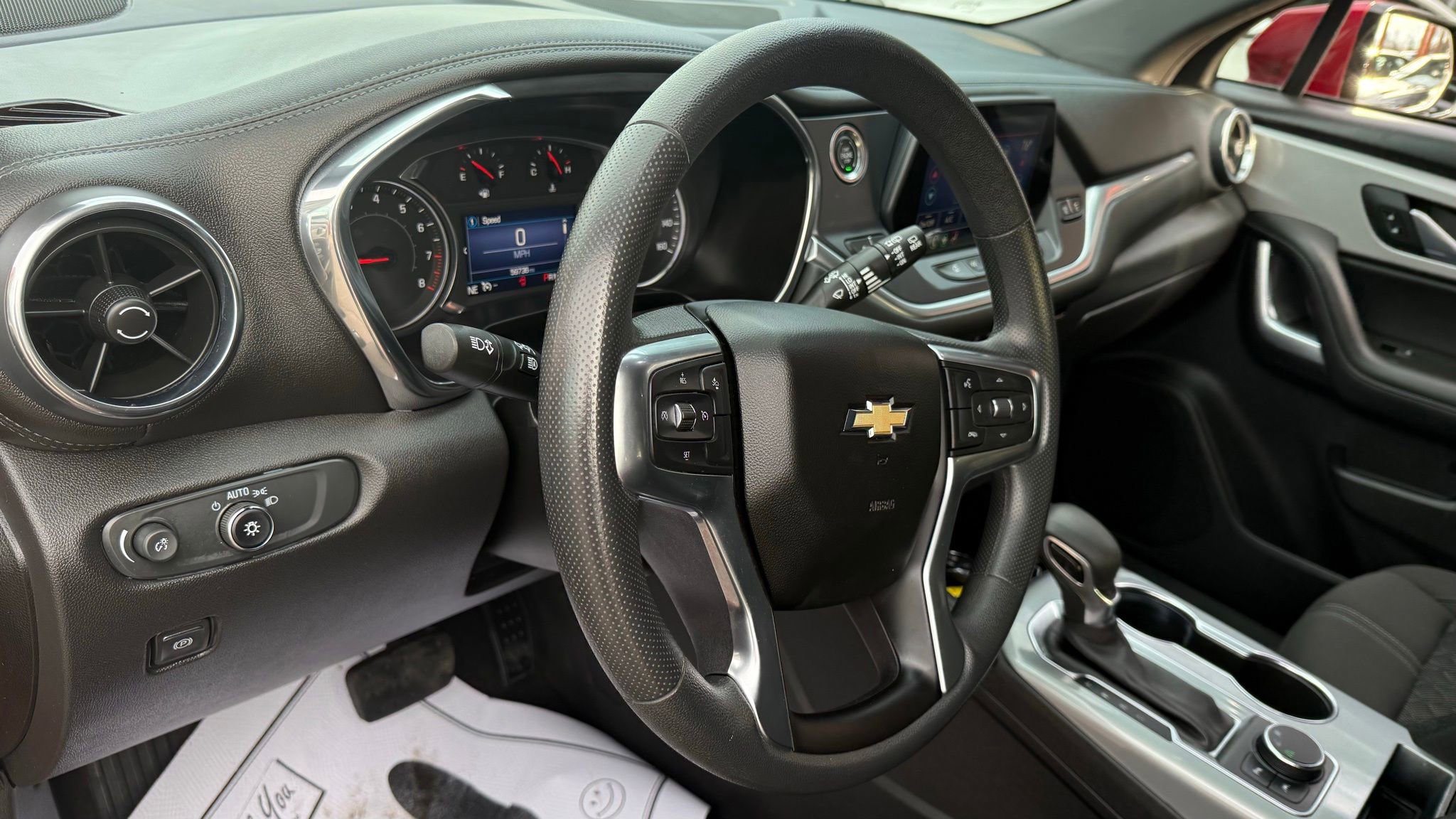 Used 2021 Chevrolet Blazer LT FWD image 28
